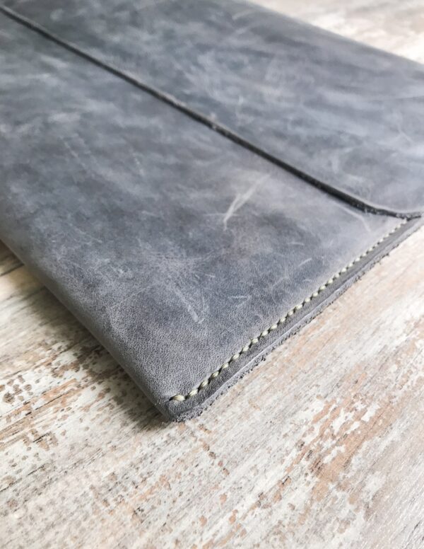 Handmade & Hand Stitched Macbook Leather Case - Image 4